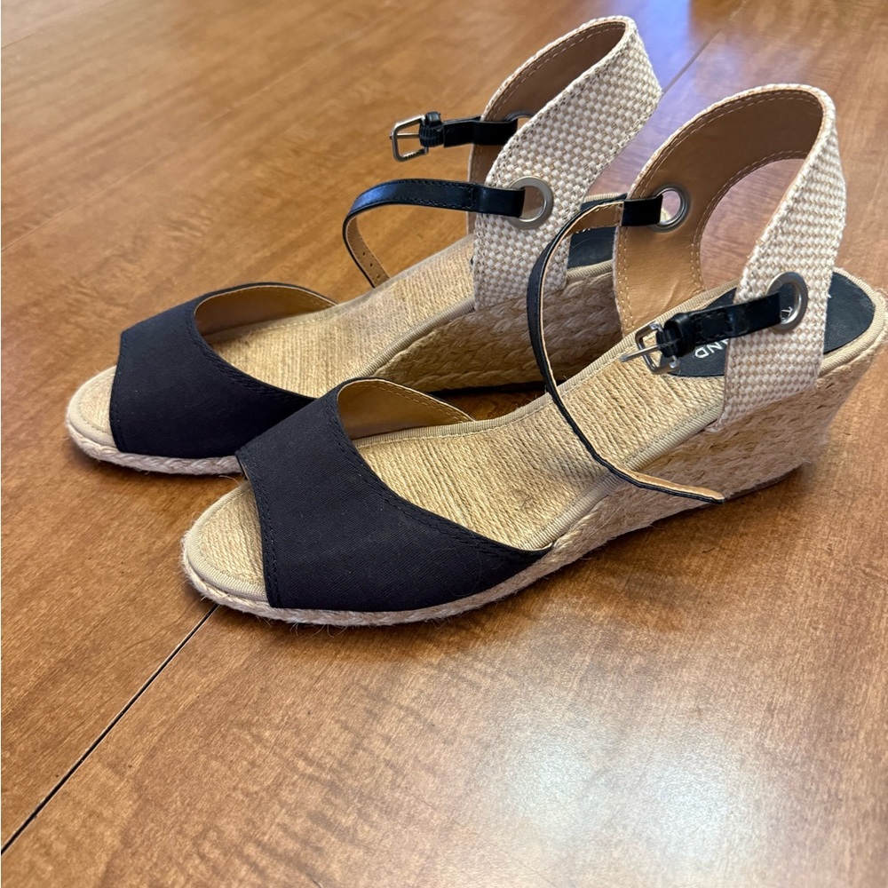Lucky Brand Women’s Espadrille Wedges